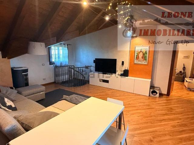Appartamento in vendita di 140 m² in Via Papa Giovanni Paolo II, 10