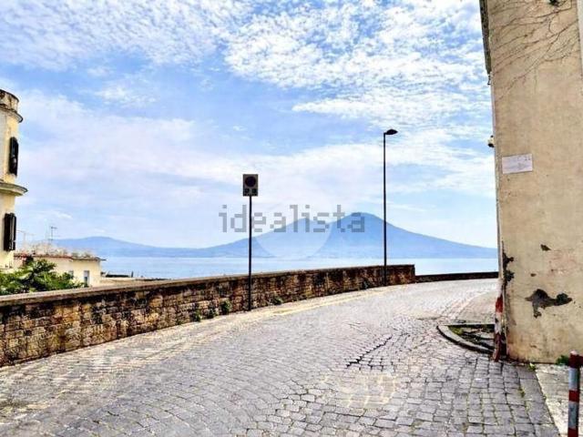 Appartamento in vendita di 140 m² in Via Parco Carelli, 28