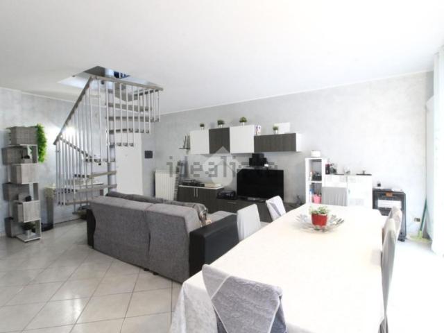 Appartamento in vendita di 140 m² in Via Parucco, 77