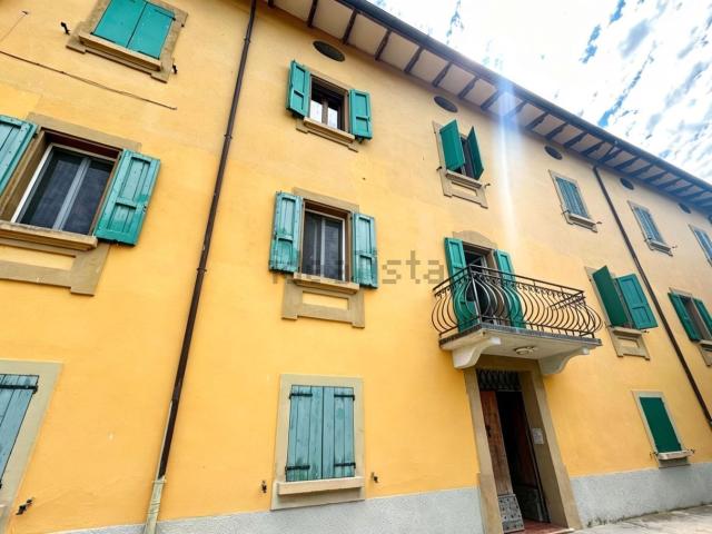 Appartamento in vendita di 140 m² in Via Passo Brasa, 4011