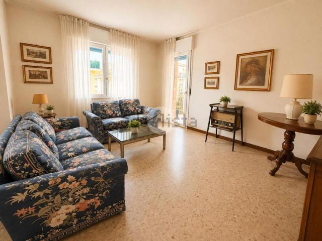 Appartamento in vendita di 140 m² in Via Piave, 25