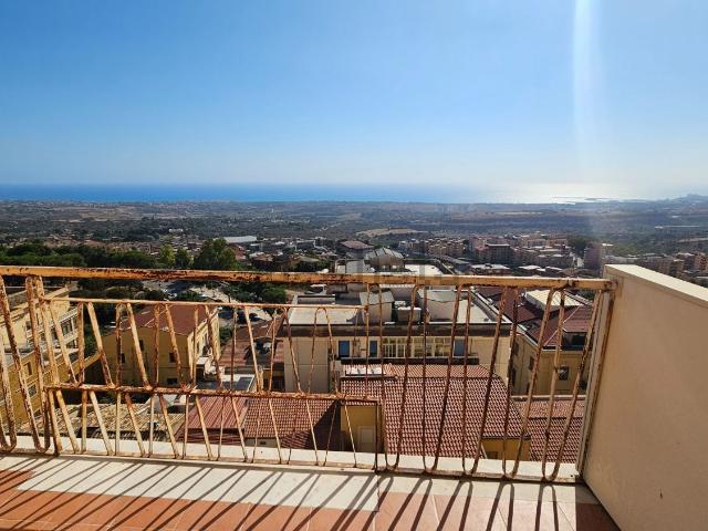 Appartamento in vendita di 140 m² in Via Picone, 57