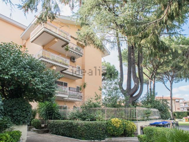 Appartamento in vendita di 140 m² in Via Platì