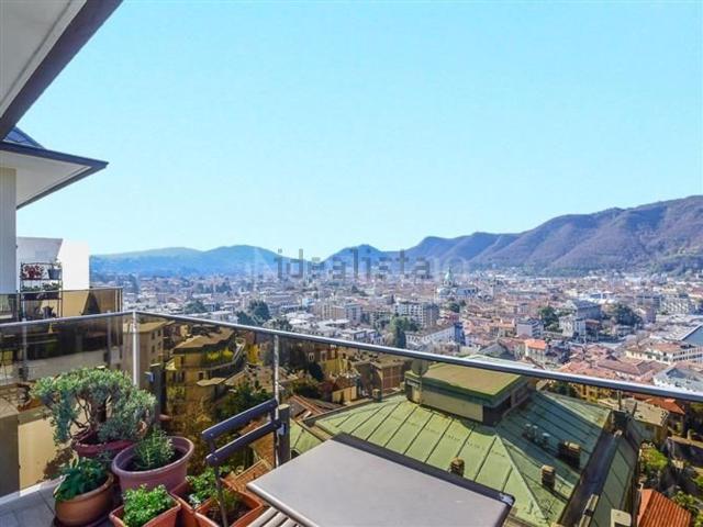 Appartamento in vendita di 140 m² in Via Prudenziana