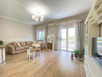 Appartamento in vendita di 140 m² in Via Primo Ottobre, 4
