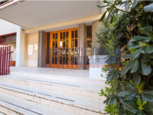 Appartamento in vendita di 140 m² in Via Robert Schuman, 15