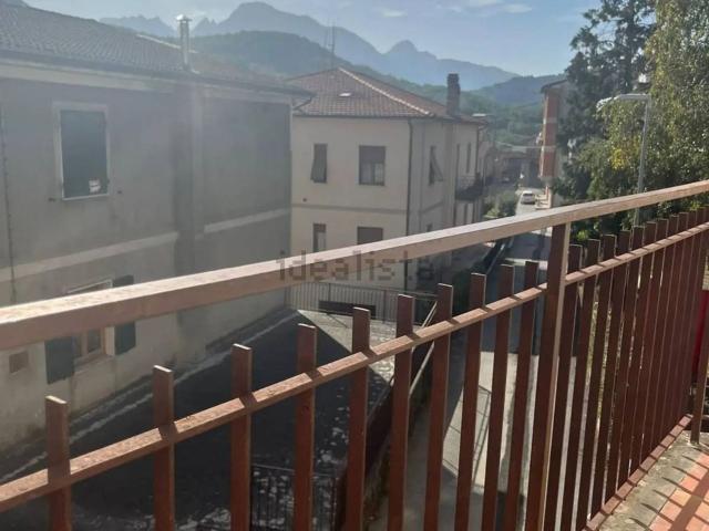 Appartamento in vendita di 140 m² in Via Roma