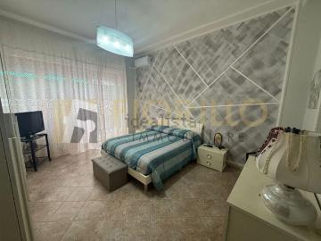 Appartamento in vendita di 140 m² in Via Roma, 132