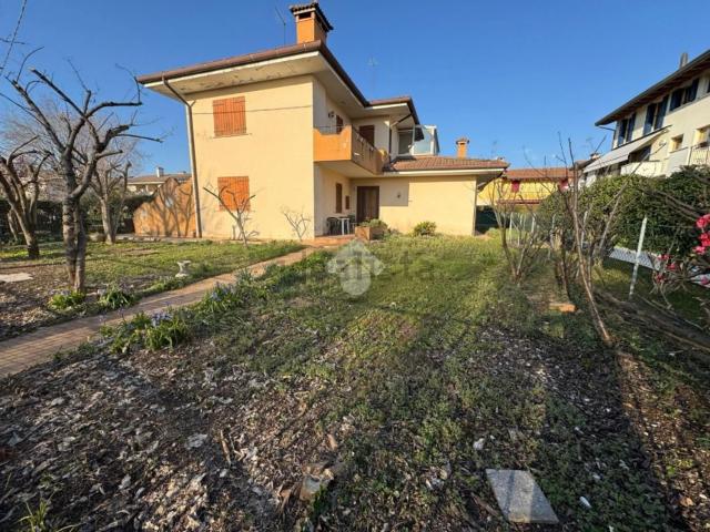 Appartamento in vendita di 140 m² in Via Roma, 20