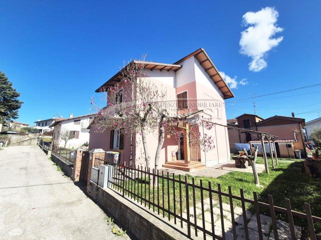 Appartamento in vendita di 140 m² in Via Romana