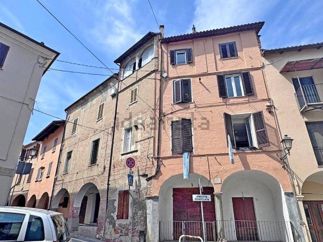 Appartamento in vendita di 140 m² in Via Rosine, 29