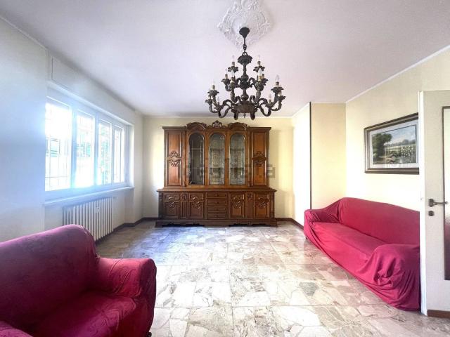 Appartamento in vendita di 140 m² in Via Ravenna