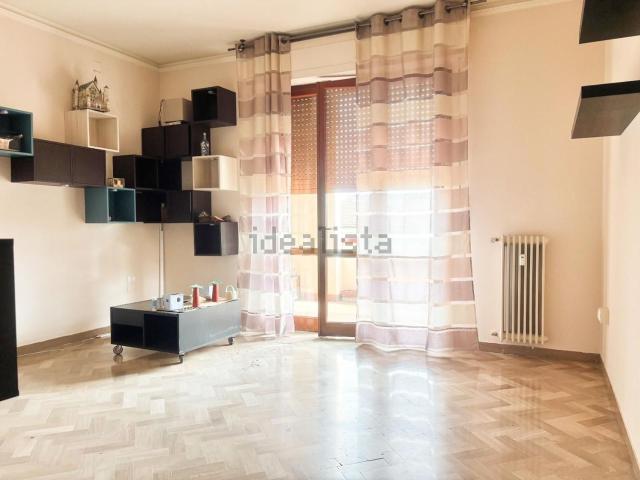 Appartamento in vendita di 140 m² in Via Raffaello Sanzio, 58
