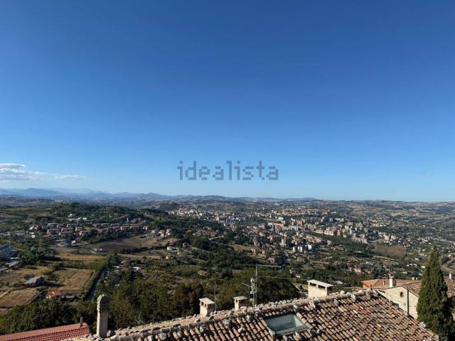 Appartamento in vendita di 140 m² in Via Torino