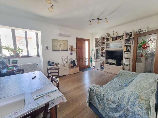 Appartamento in vendita di 140 m² in Via Taddeino Taddeini