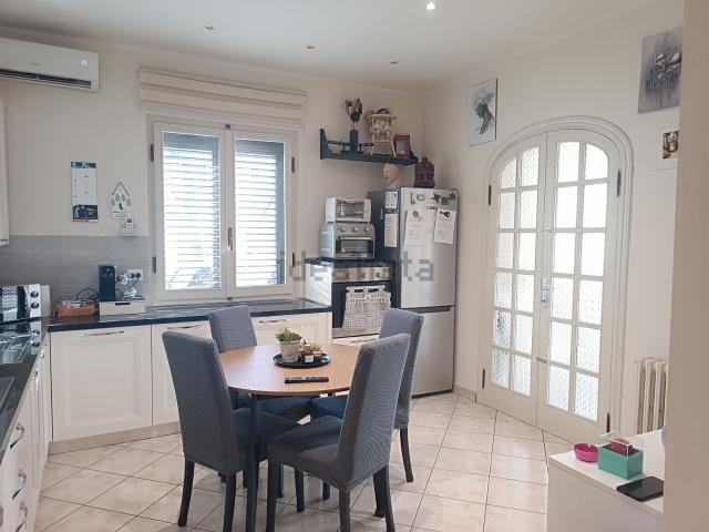 Appartamento in vendita di 140 m² in Via Tirso
