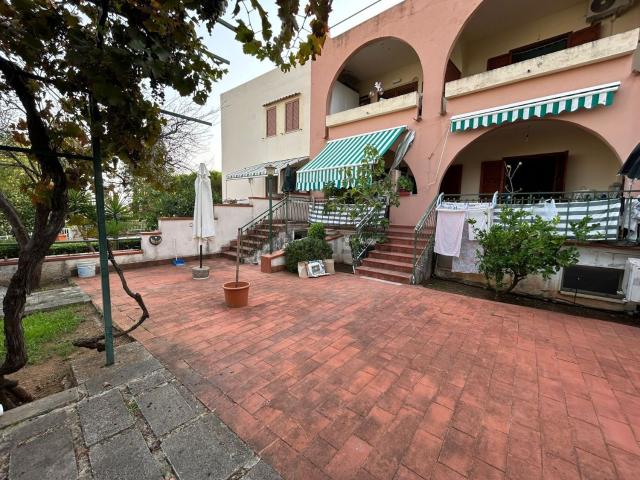 Appartamento in vendita di 140 m² in Via Valeriano de Bonis, 72