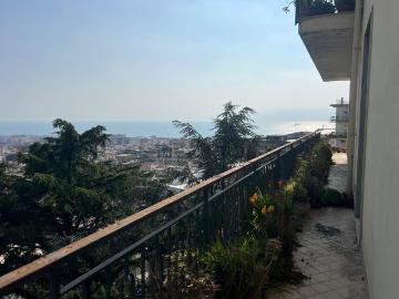 Appartamento in vendita di 140 m² in Via Valerio Laspro, 5