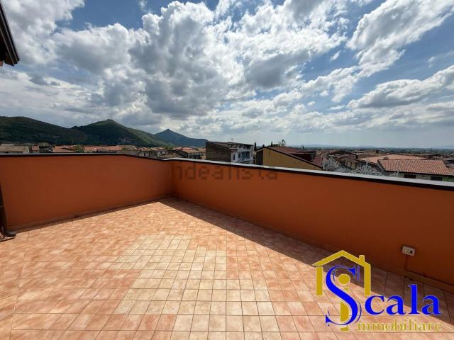 Appartamento in vendita di 140 m² in Via Vittorio Emanuele