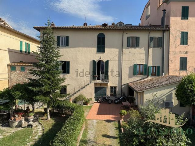 Appartamento in vendita di 140 m² in Via Vittorio Emanuele, 59