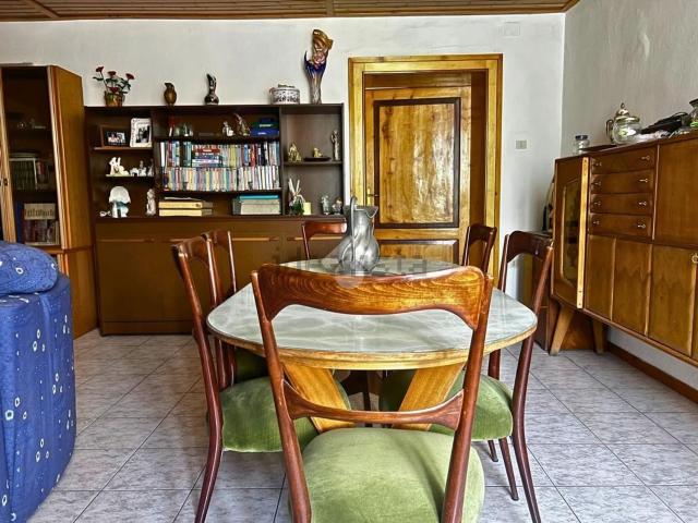 Appartamento in vendita di 140 m² in Via Vittorio Veneto, 38