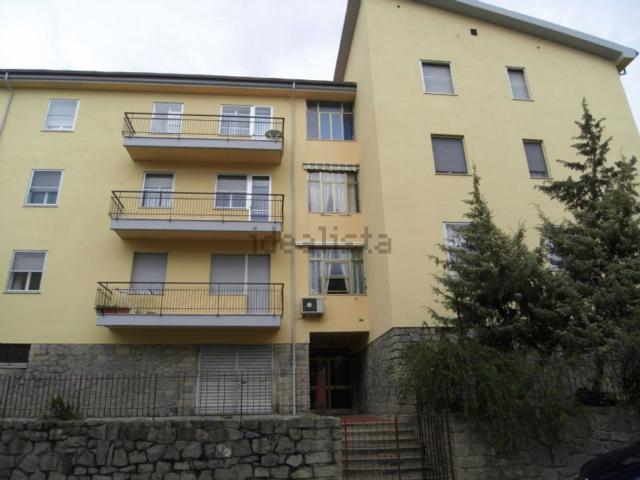 Appartamento in vendita di 140 m² in Via Vincenzo Bellini, 29