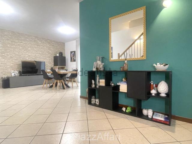 Appartamento in vendita di 140 m² in Via Zabarella