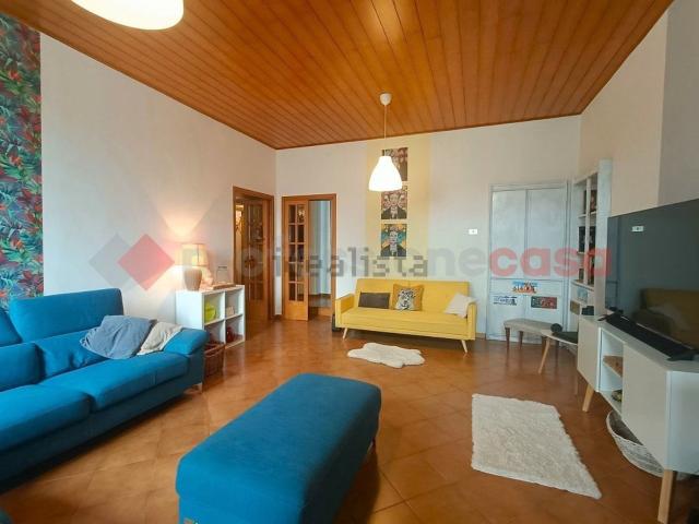 Appartamento in vendita di 140 m² in Viale Vittoria, 7