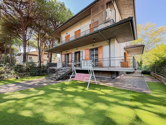 Appartamento in vendita di 140 m² in Viale Vulcano, 77