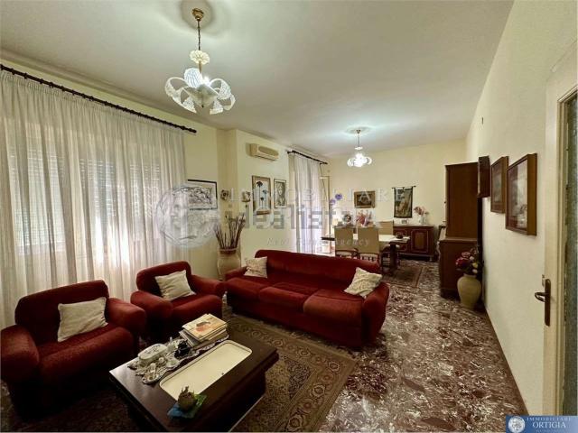 Appartamento in vendita di 140 m² in Viale Zecchino
