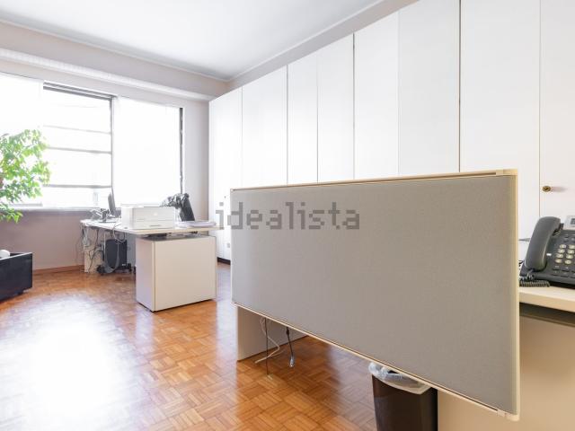Appartamento in vendita di 140 m² in Viale Beatrice d&apos Este, 18