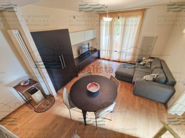 Appartamento in vendita di 140 m² in Viale Dante Alighieri, 57