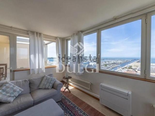 Appartamento in vendita di 140 m² in Viale Daniele Manin, 55049