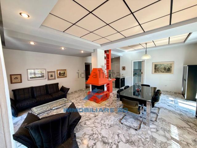 Appartamento in vendita di 140 m² in Viale della Resistenza, 16
