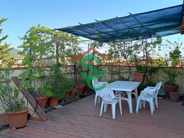 Appartamento in vendita di 140 m² in Viale Eleonora Duse, 25
