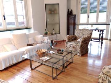 Appartamento in vendita di 140 m² in Viale Eugenio Chiesa, 46