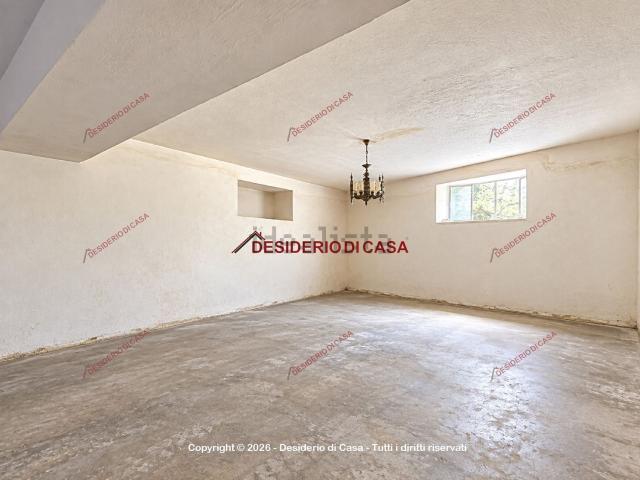 Appartamento in vendita di 140 m² in Viale Giacomo Leopardi, 6