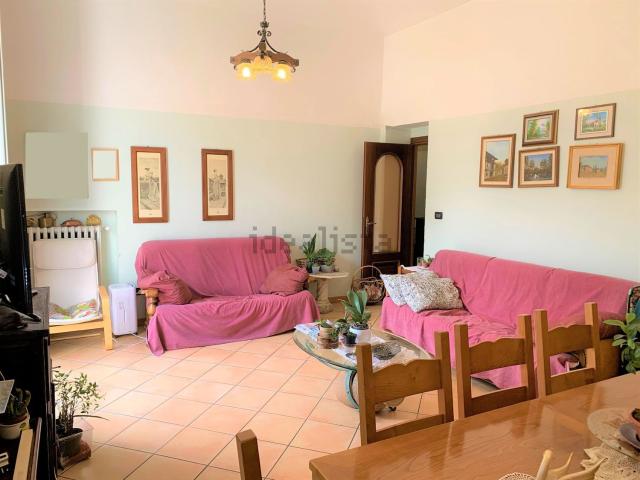 Appartamento in vendita di 140 m² in Viale IV Novembre, 11