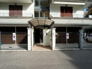 Appartamento in vendita di 140 m² in Viale Libia