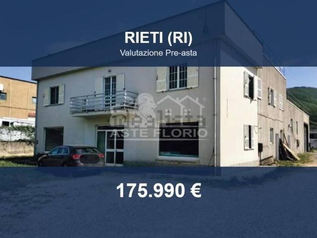 Appartamento in vendita di 140 m² in Viale Maestri Del Lavoro, 11