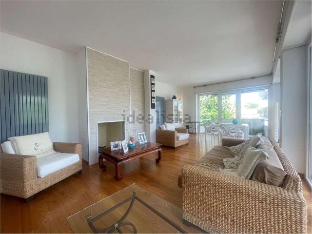 Appartamento in vendita di 140 m² in Viale Nino Bixio, 3