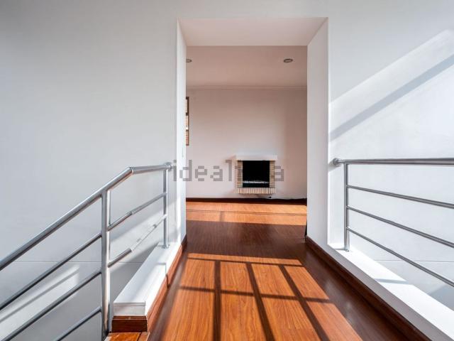 Appartamento in vendita di 140 m² in Viale Santa Panagia, 136