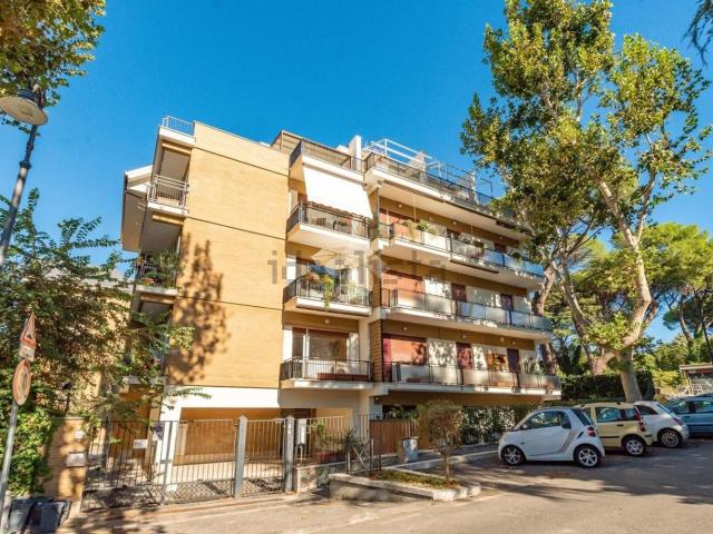 Appartamento in vendita di 140 m² in Viale San Nilo, 50