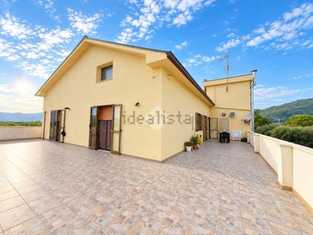 Appartamento in vendita di 140 m² in Borgo Triverno, 16