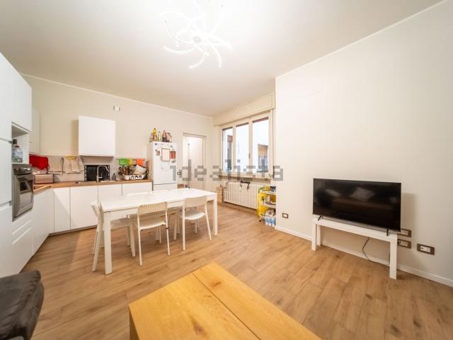 Appartamento in vendita di 140 m² in Borgo Basinio Basini, 3