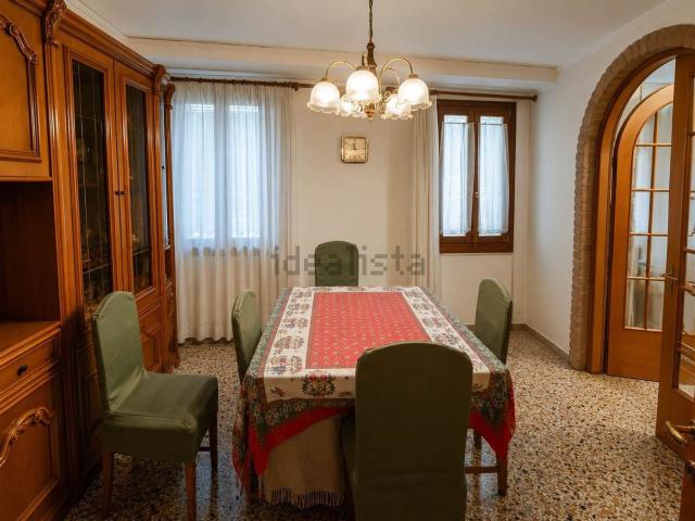Appartamento in vendita di 140 m² in Calle Magno