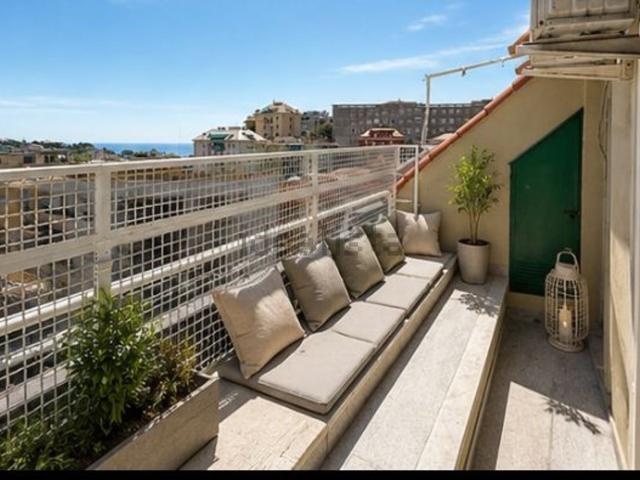 Appartamento in vendita di 140 m² in Corso Europa, 332