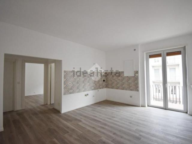 Appartamento in vendita di 140 m² in Corso Massimo D&apos Azeglio, 63