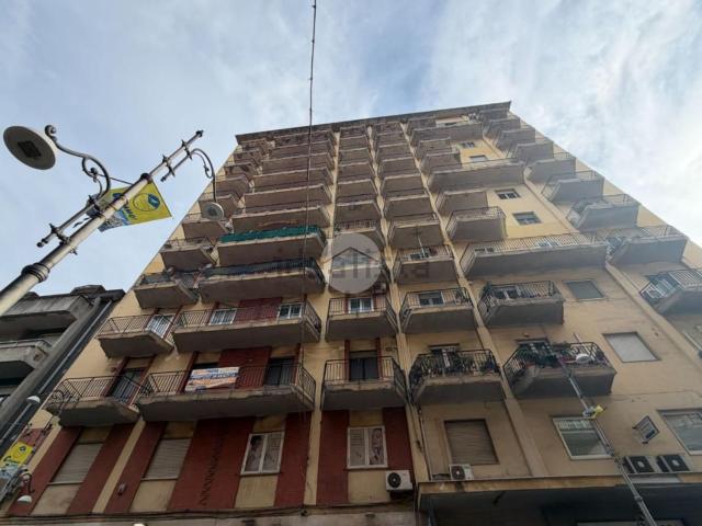 Appartamento in vendita di 140 m² in Corso Nazionale, 159