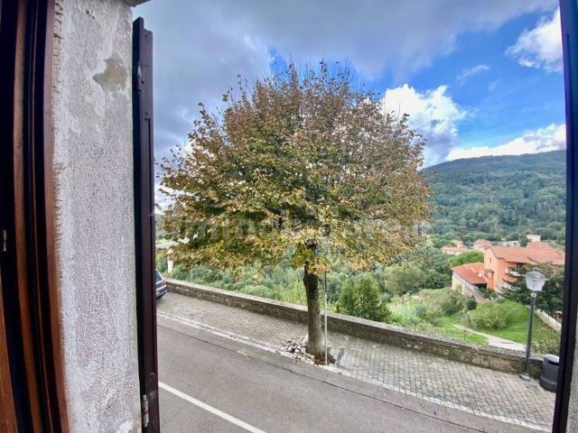 Appartamento in vendita di 147 m² in Largo Terrarossi, 9